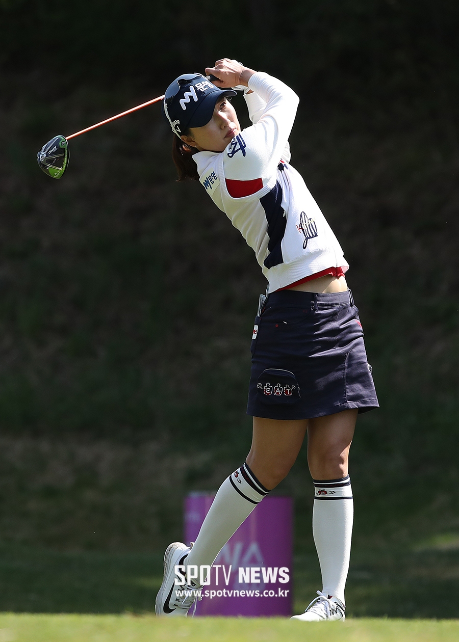 [포토S] 김다나, 강력한 드라이버 티샷