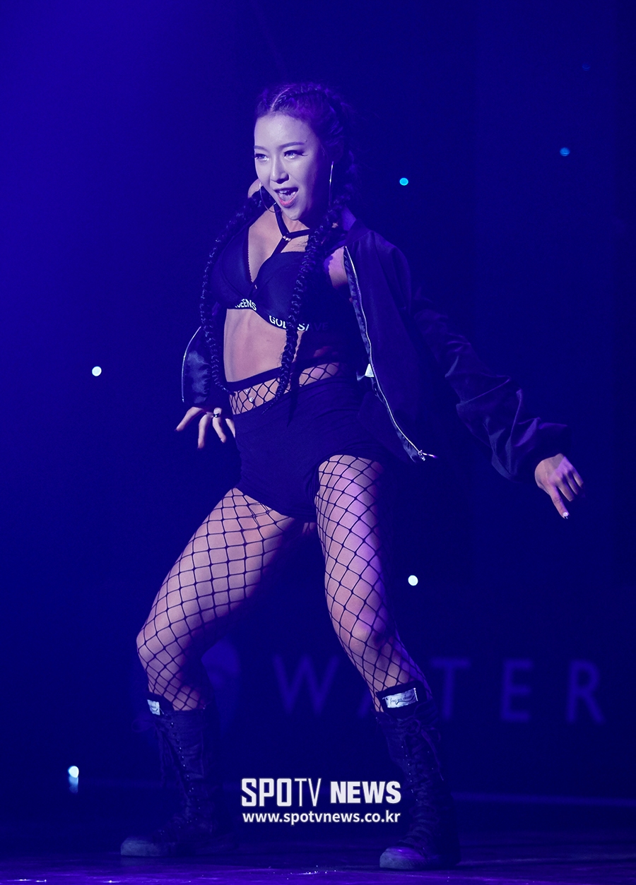 [포토S] '머슬마니아' 윤수경, 섹시한 힙합 댄스
