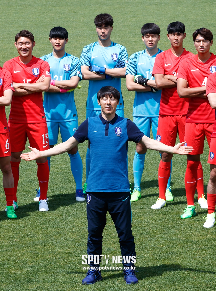 [포토S] 신태용 감독, 자신만만 포즈