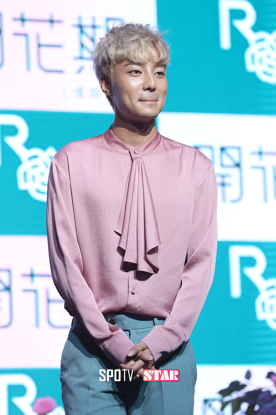 [포토S] 로이킴, '쑥스럽네요~'