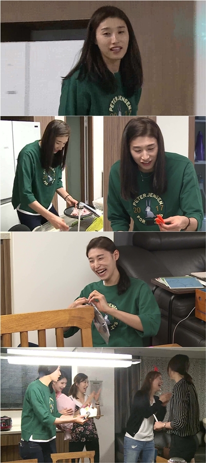 '나 혼자 산다' 김연경, 미녀 배구선수 군단과 '파티 타임'
