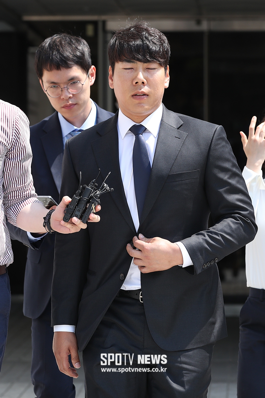 [포토S] 두 눈 감은 강정호