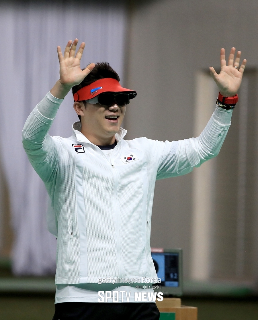 '사격 황제' 진종오, 세계신기록으로 월드컵 50m 권총 우승