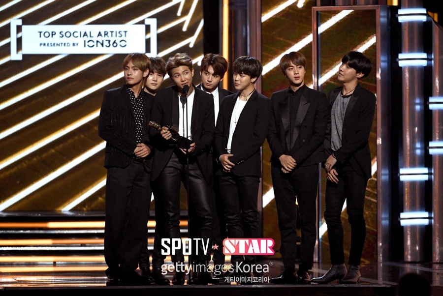 [스토리S] 방탄소년단, 빌보드 무대 장악한 '감격의 순간'