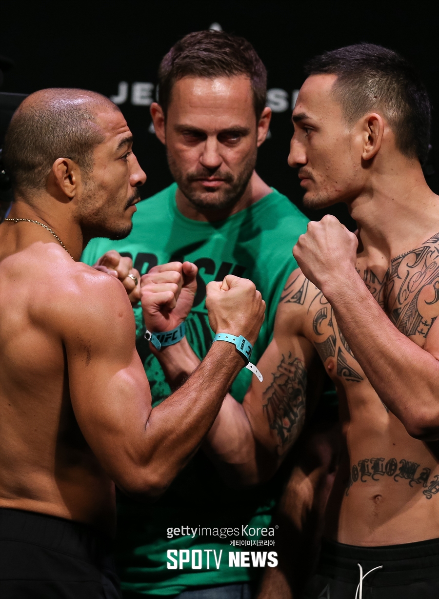 [UFC 계체 영상] 'D-1' 알도 vs 할로웨이…차갑고도 뜨거운 눈빛