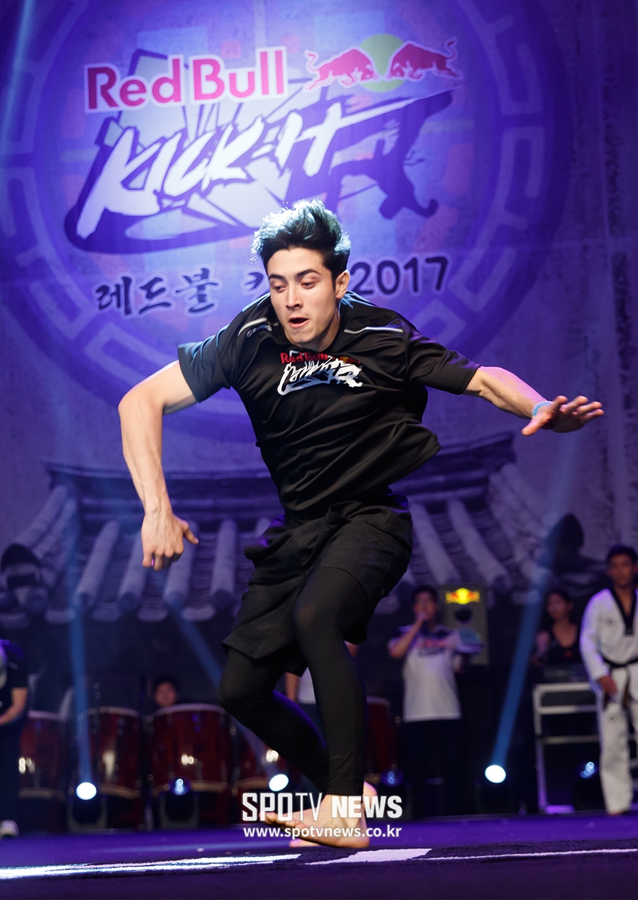 [포토S] 제이콥 핀토, 우승을 향한 발차기