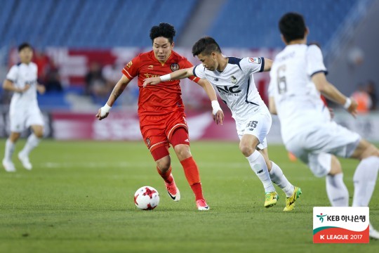 [K리그 챌린지] 돌아온 스승에 승리 안긴 부천FC의 삼지창