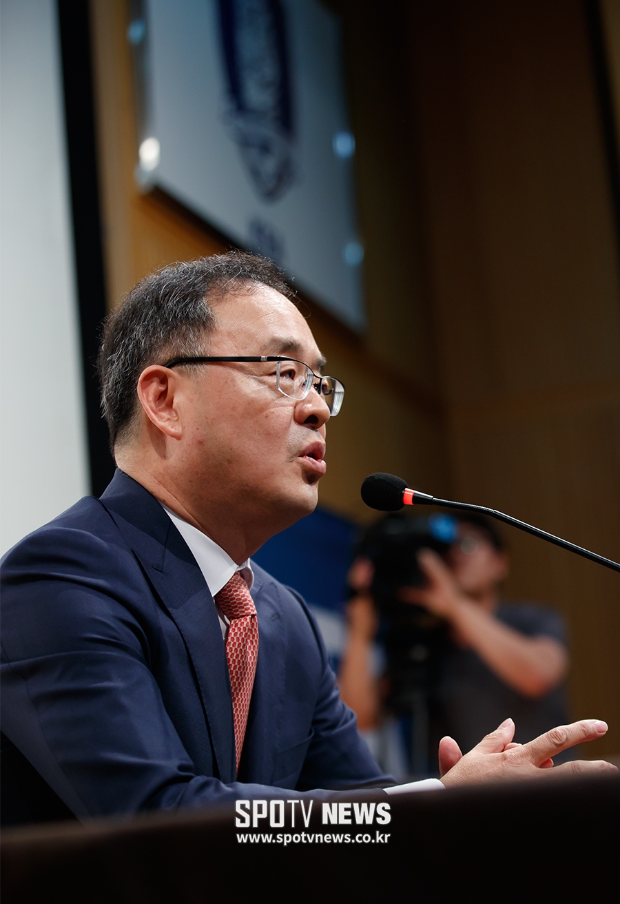 [포토S] 축구협회 떠나는 이용수 기술위원장