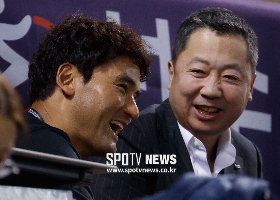 [포토S] 박찬호, 즐거운 수다