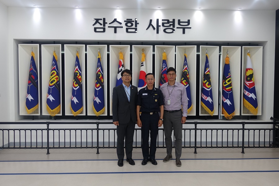 [K리그] 울산 김도훈 감독, 해군 잠수함 '홍범도함' 명예함장 위촉