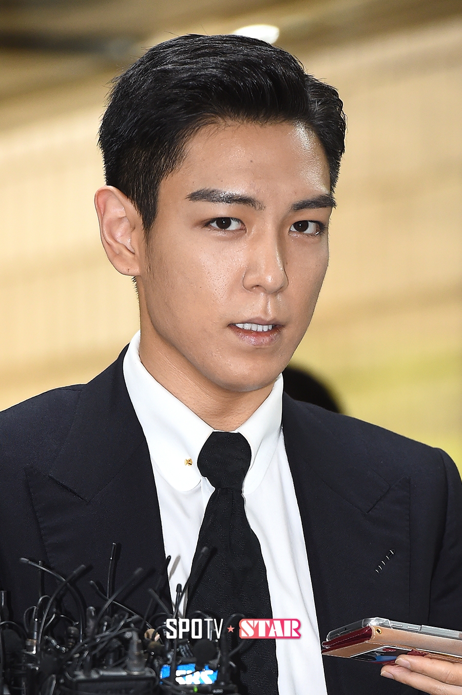 [포토S] 탑, 징역 10월 집행유예 2년 구형