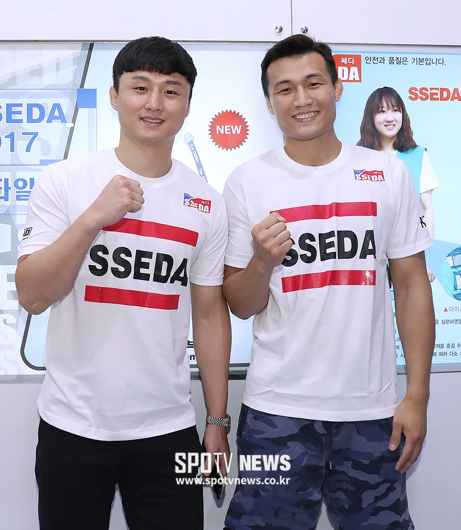 [포토S] 정찬성-최두호, '건강한 모습으로 다시 돌아올게요'