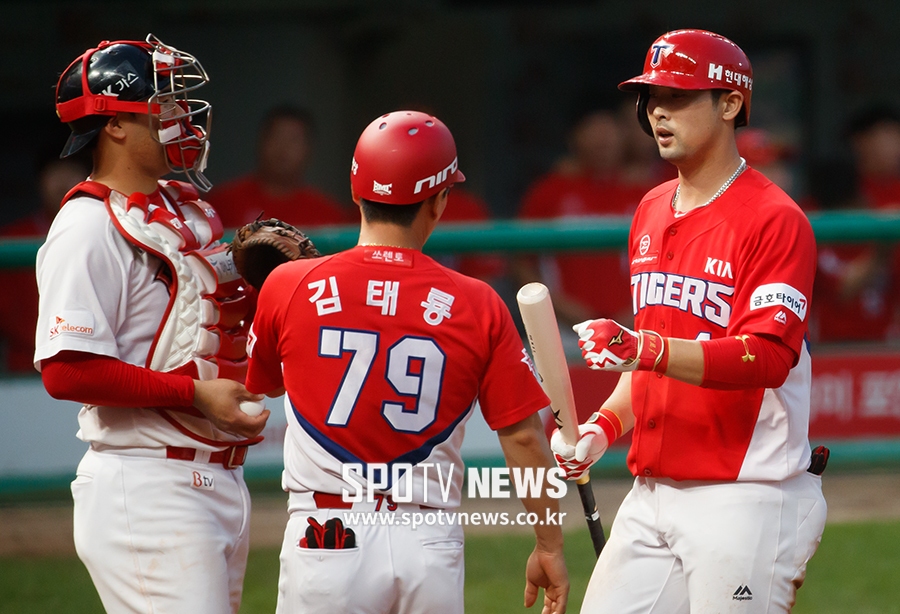 [포토S] 스리런 서동욱, 위풍당당