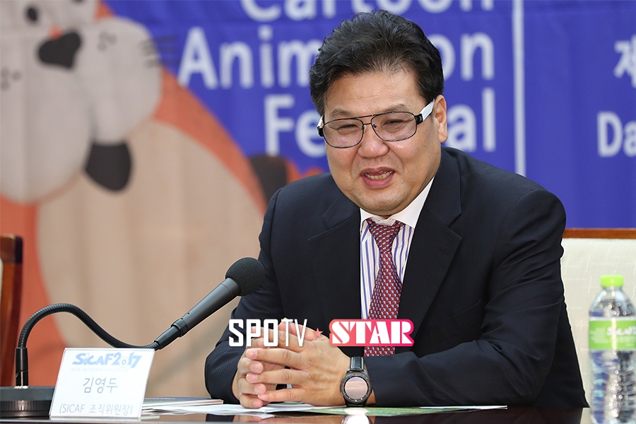 [포토S] 인사말 하는 김영두 SICAF 2017 조직위원장