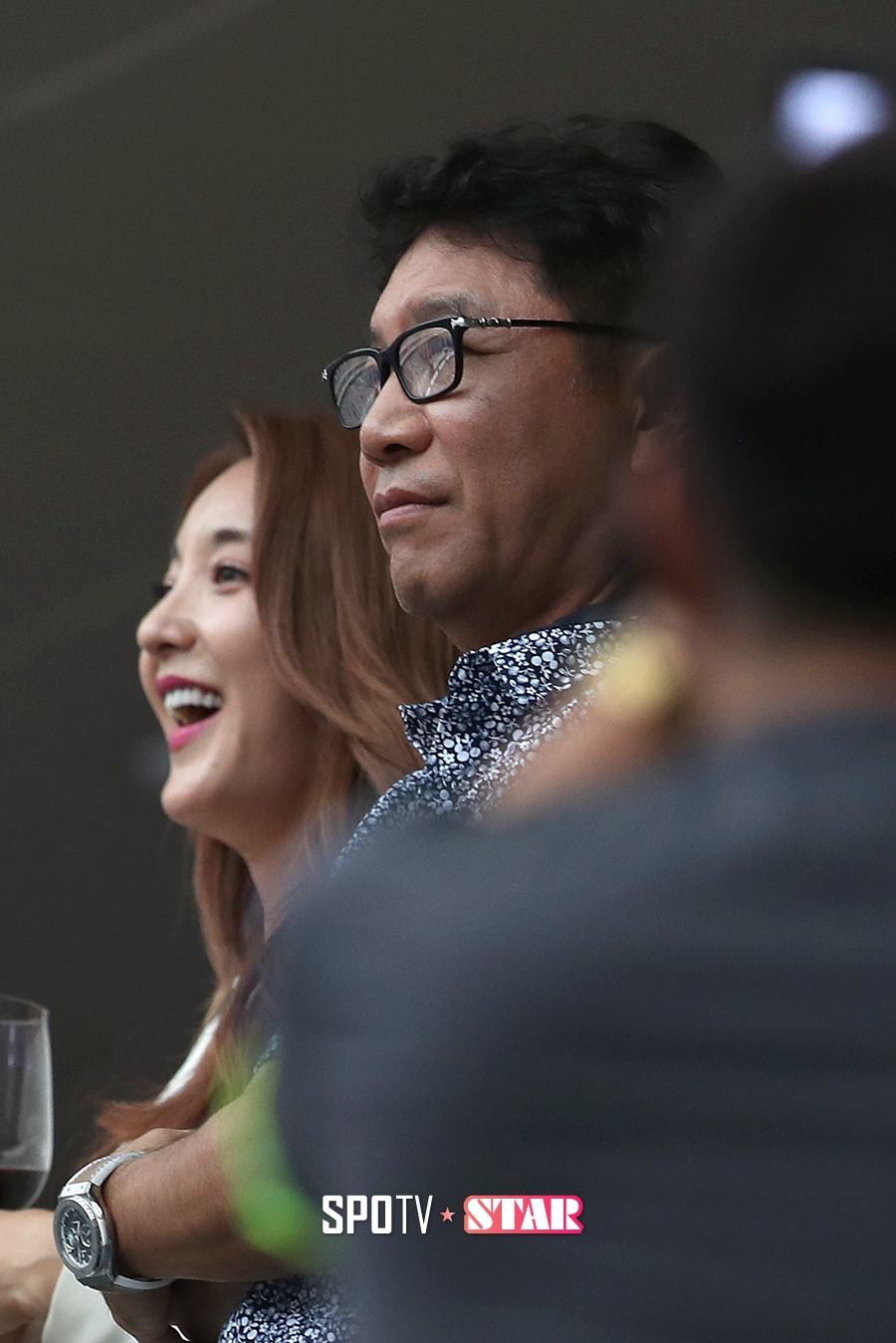 [포토S] SM 타운 콘서트 지켜보는 이수만 회장