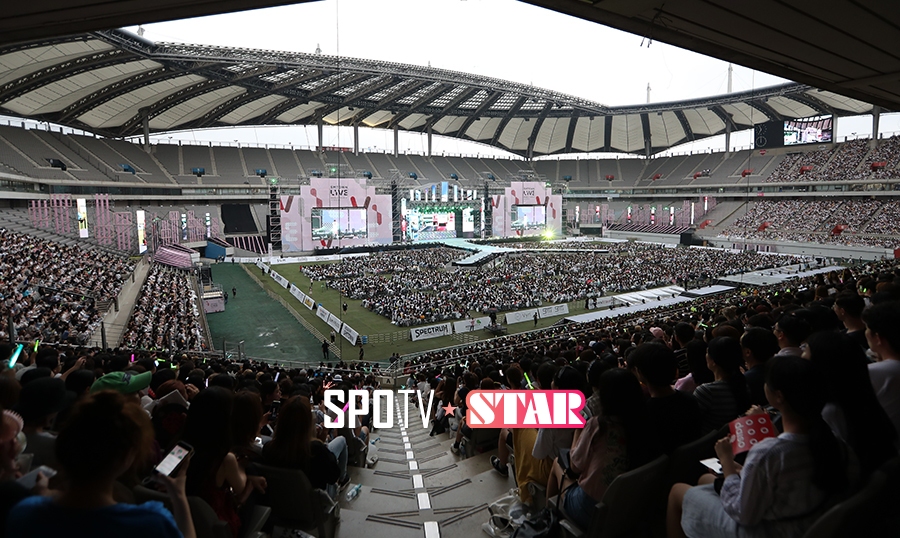 [포토S] 열기 뜨거운 SM 타운 콘서트