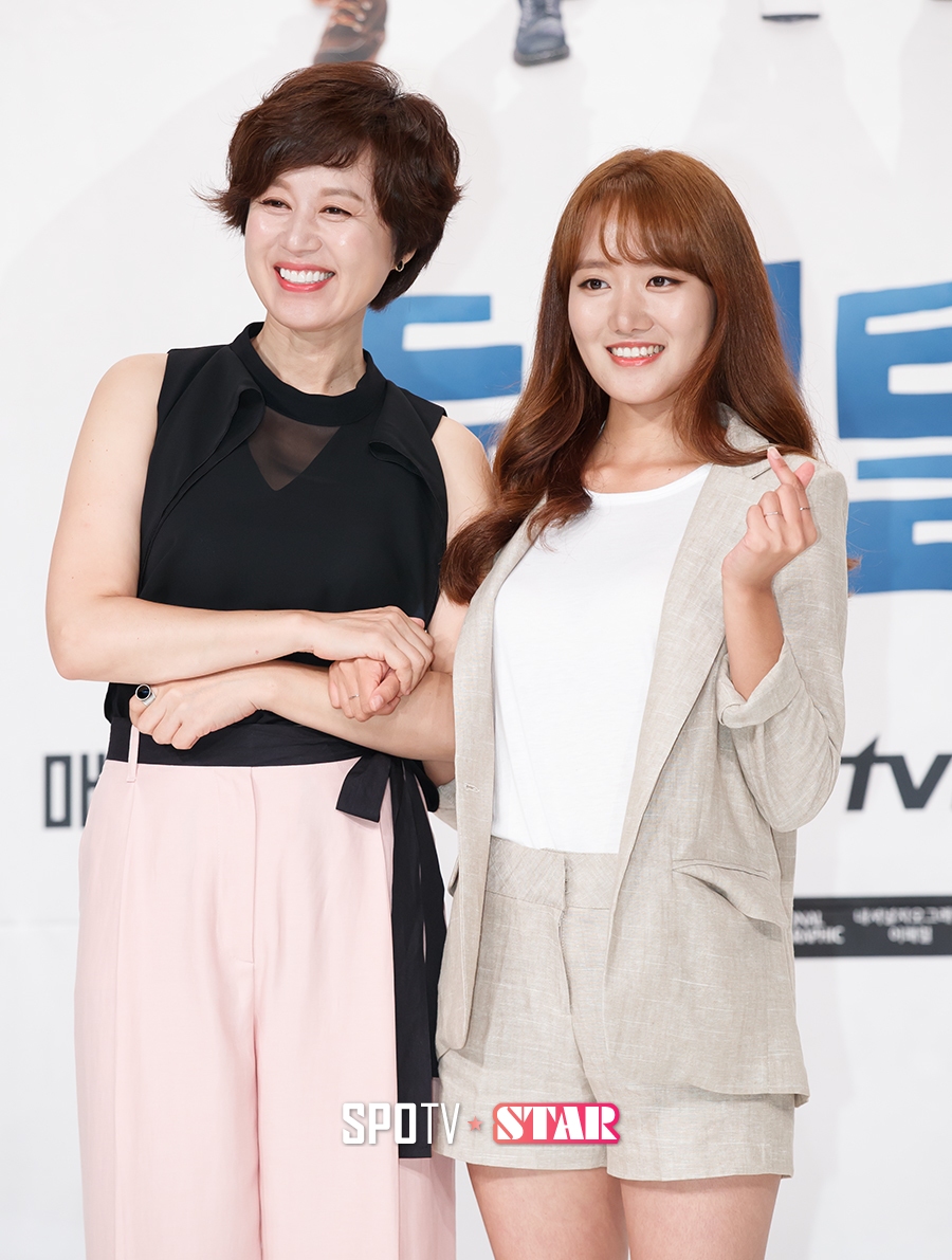 [포토S] 박미선-이유리, 미모 뽐내는 모녀
