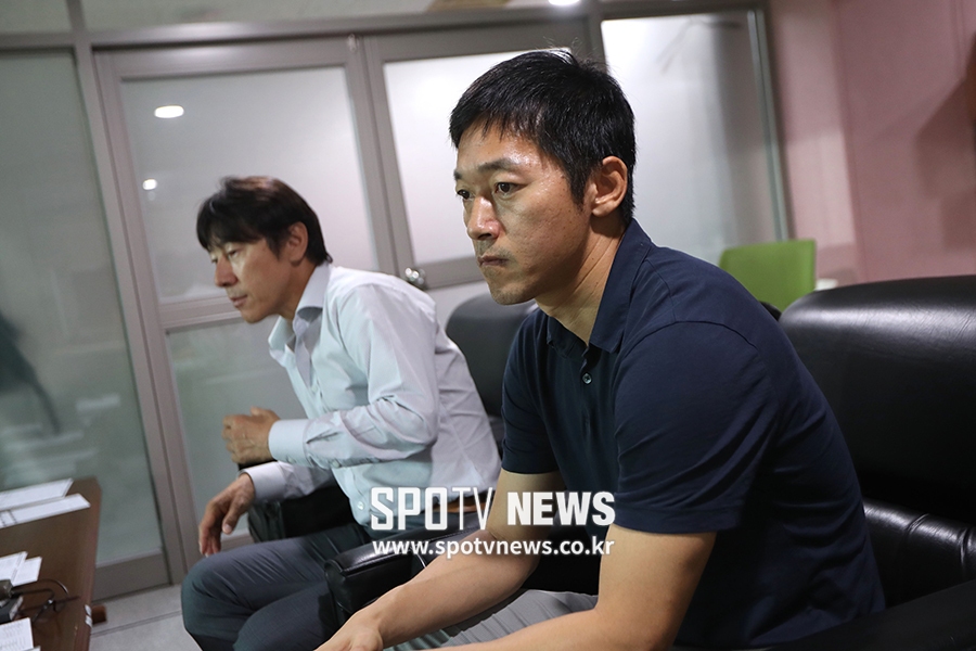 [포토S] 서울월드컵경기장 찾은 김남일 코치