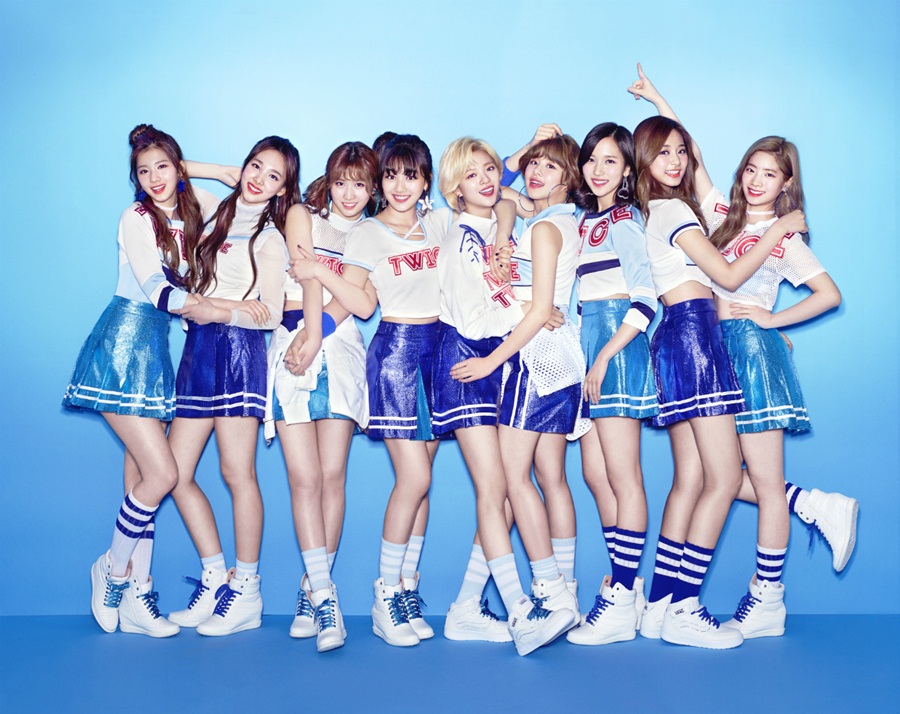 "아시아 넘버 원"…트와이스, 日 언론 연일 스포트라이트