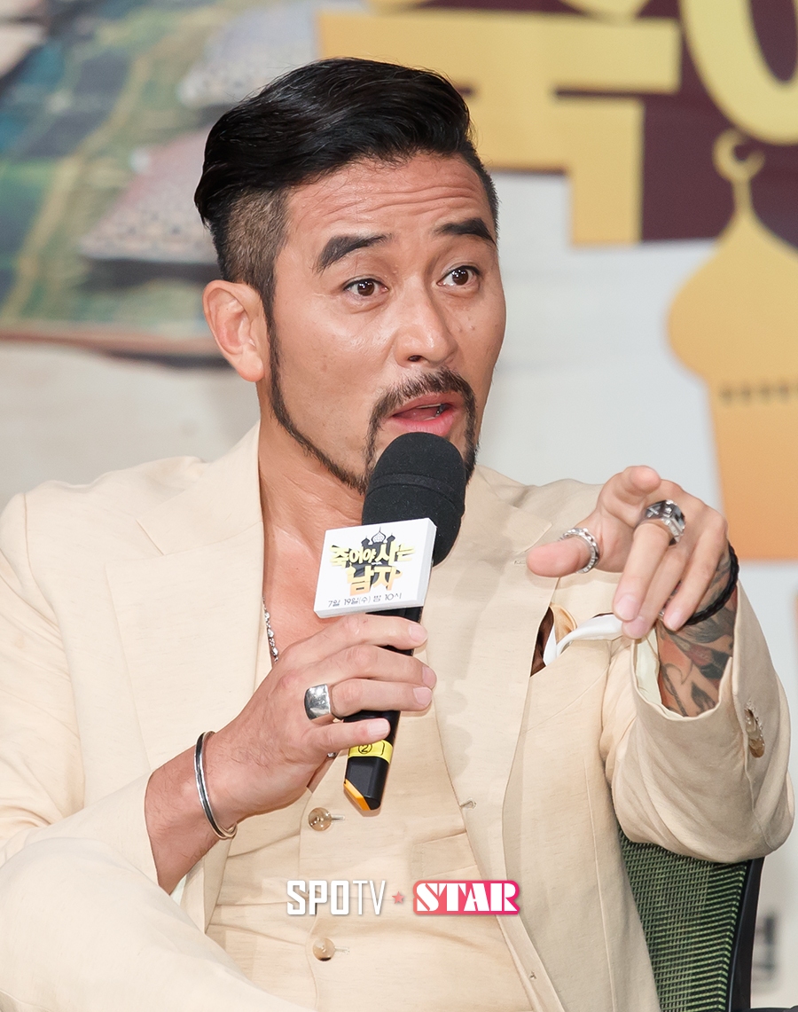 [포토S] 최민수, '내가 이야기하는데 어디가!'