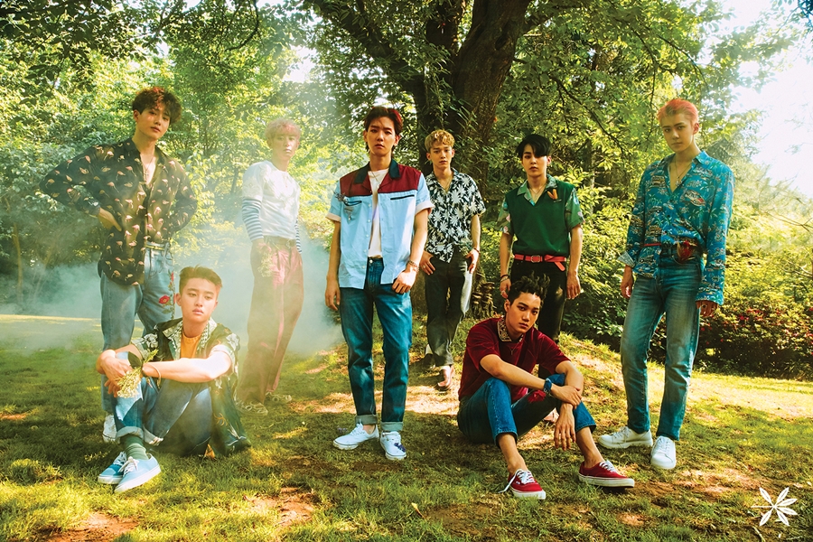 엑소 '더 워', 선주문 80만 장 돌파…사상 최다 기록