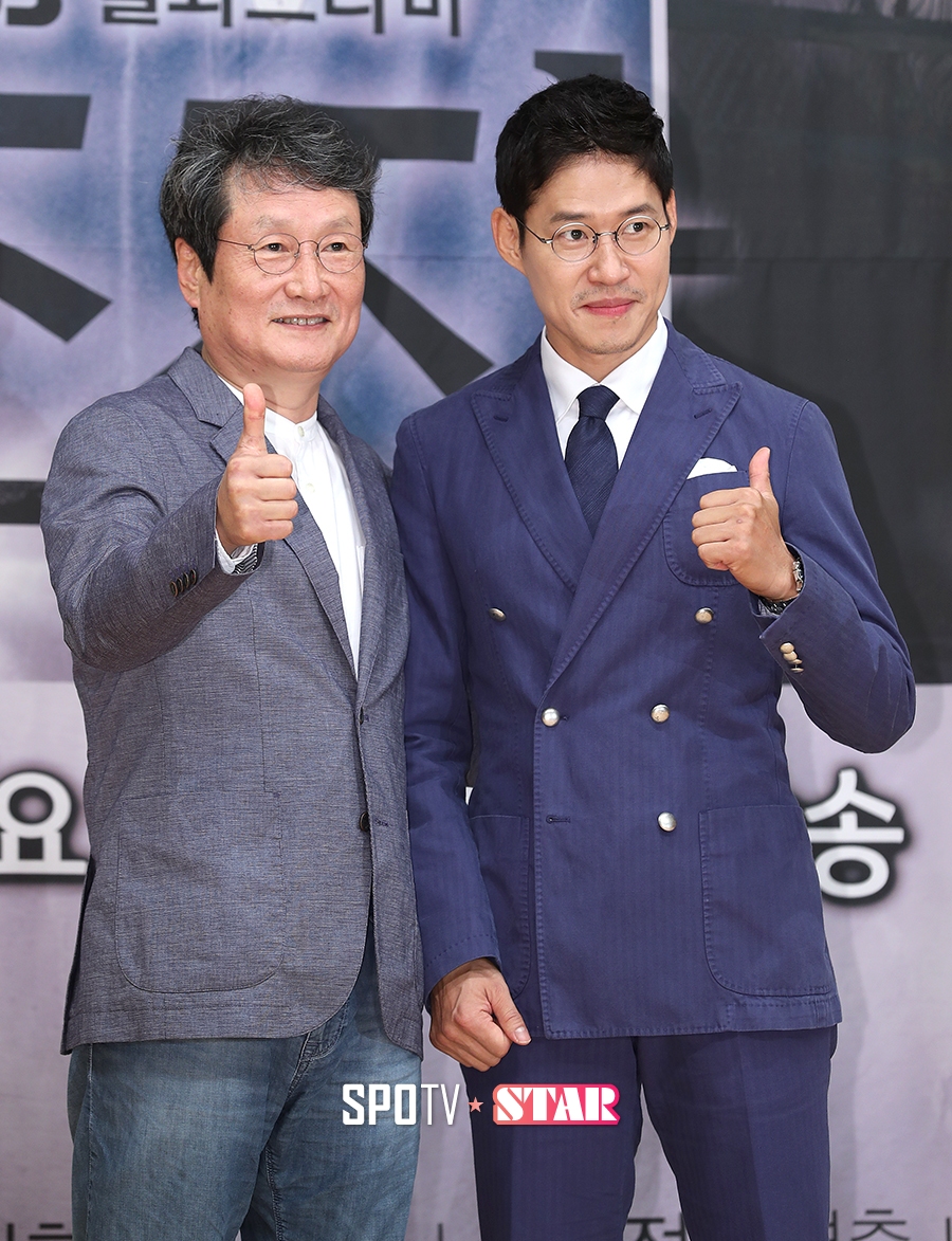 [포토S] 문성근-유준상, '언론사 사주와 기자'