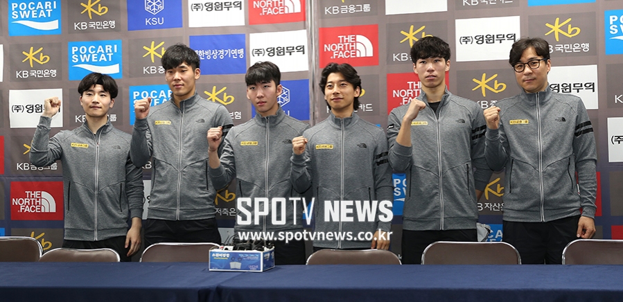 [포토S] 파이팅 포즈 취하는 쇼트트랙 국가 대표 팀
