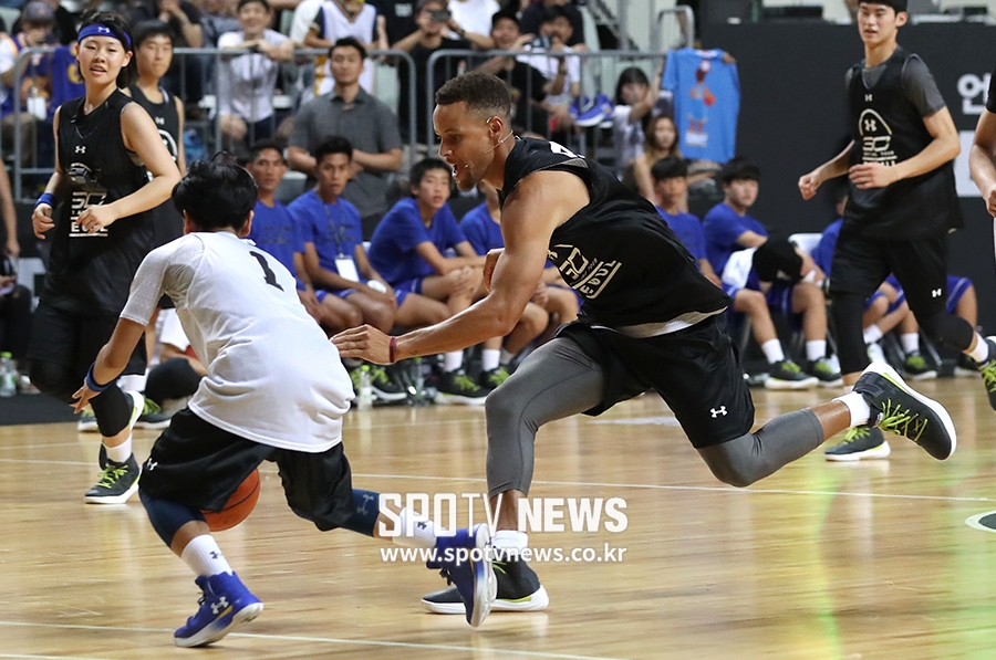 [포토S] 스테픈 커리, '내가 스틸왕이야'