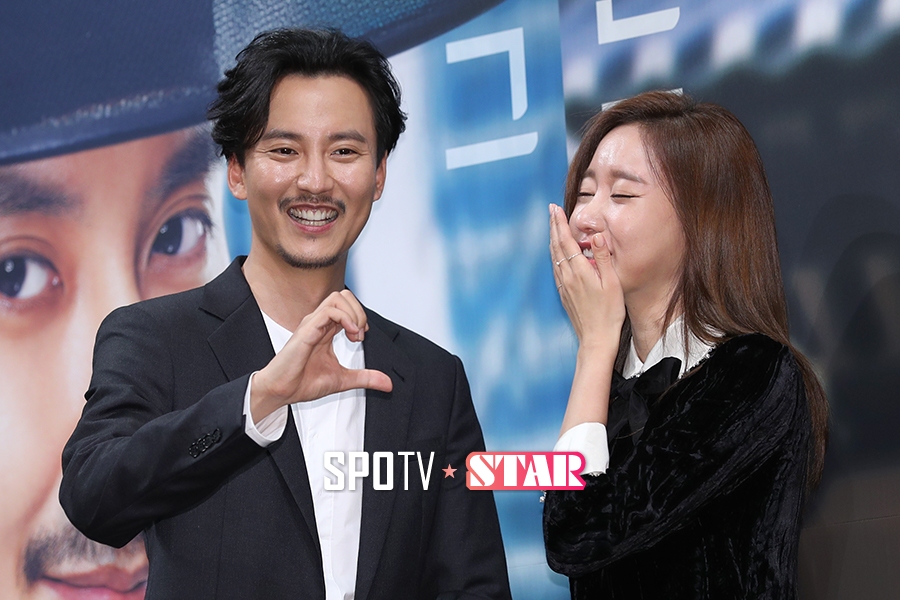 [포토S] 김남길, '아중아, 웃지만 말고'