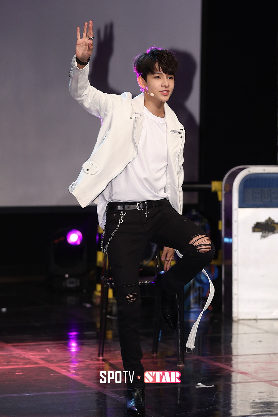[포토S] 사무엘, 남다른 춤선