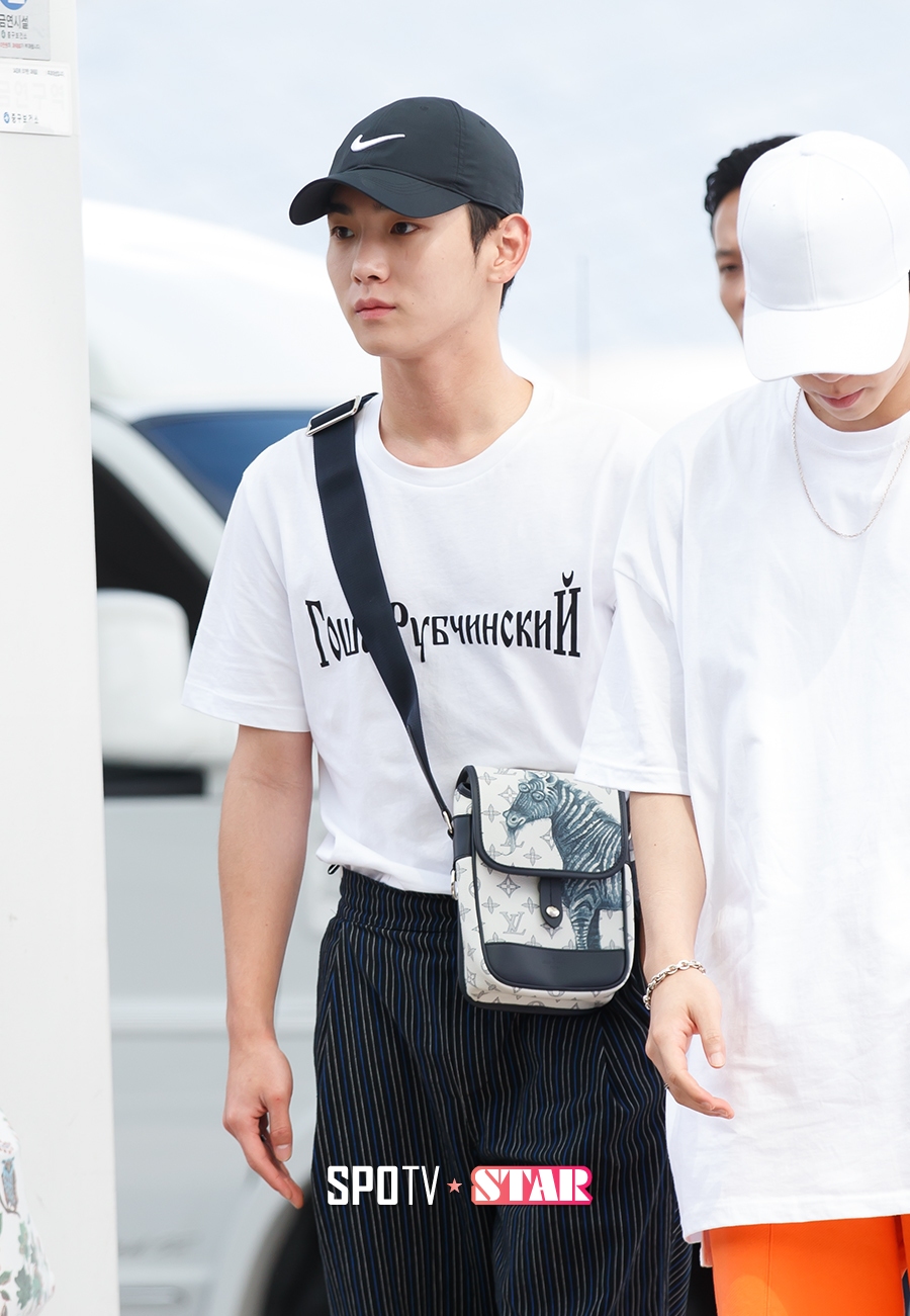 [포토S] 샤이니 키, '싱가포르 향해'