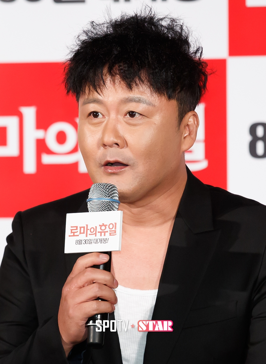 [포토S] 인사하는 배우 공형진