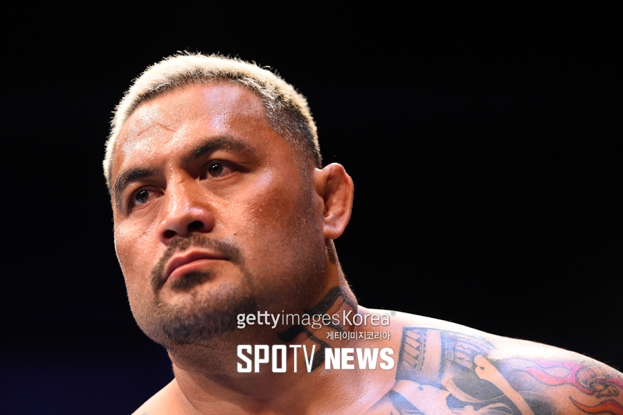 [UFC] 마크 헌트, 11월 호주 대회에서 마르신 티부라와 대결