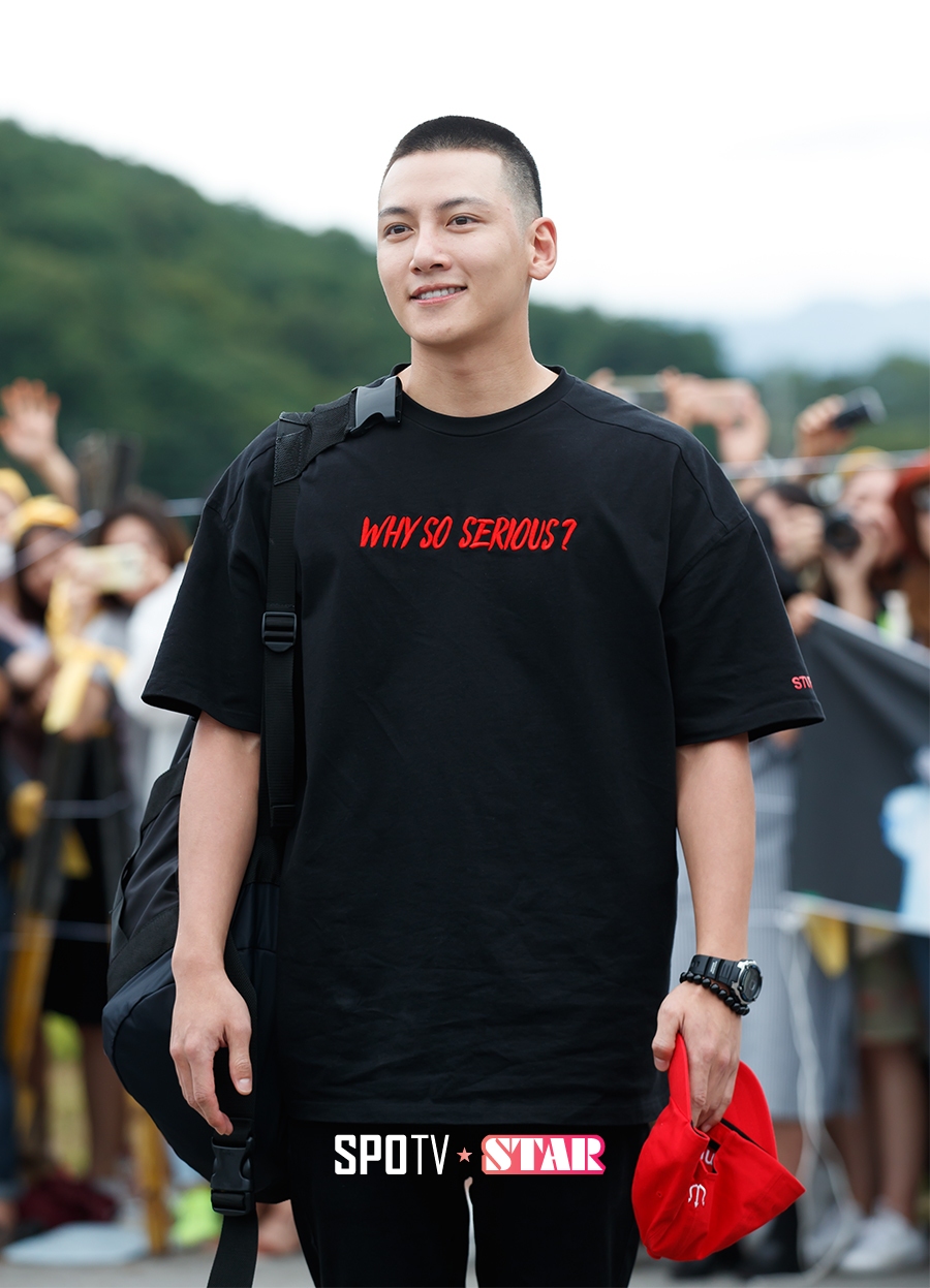 [포토S] 지창욱, 당당한 미소 지으며