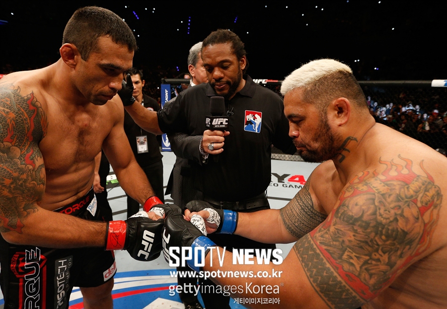[UFC] 마크 헌트 "베우둠은 매니큐어 칠하느라 바빠서…"