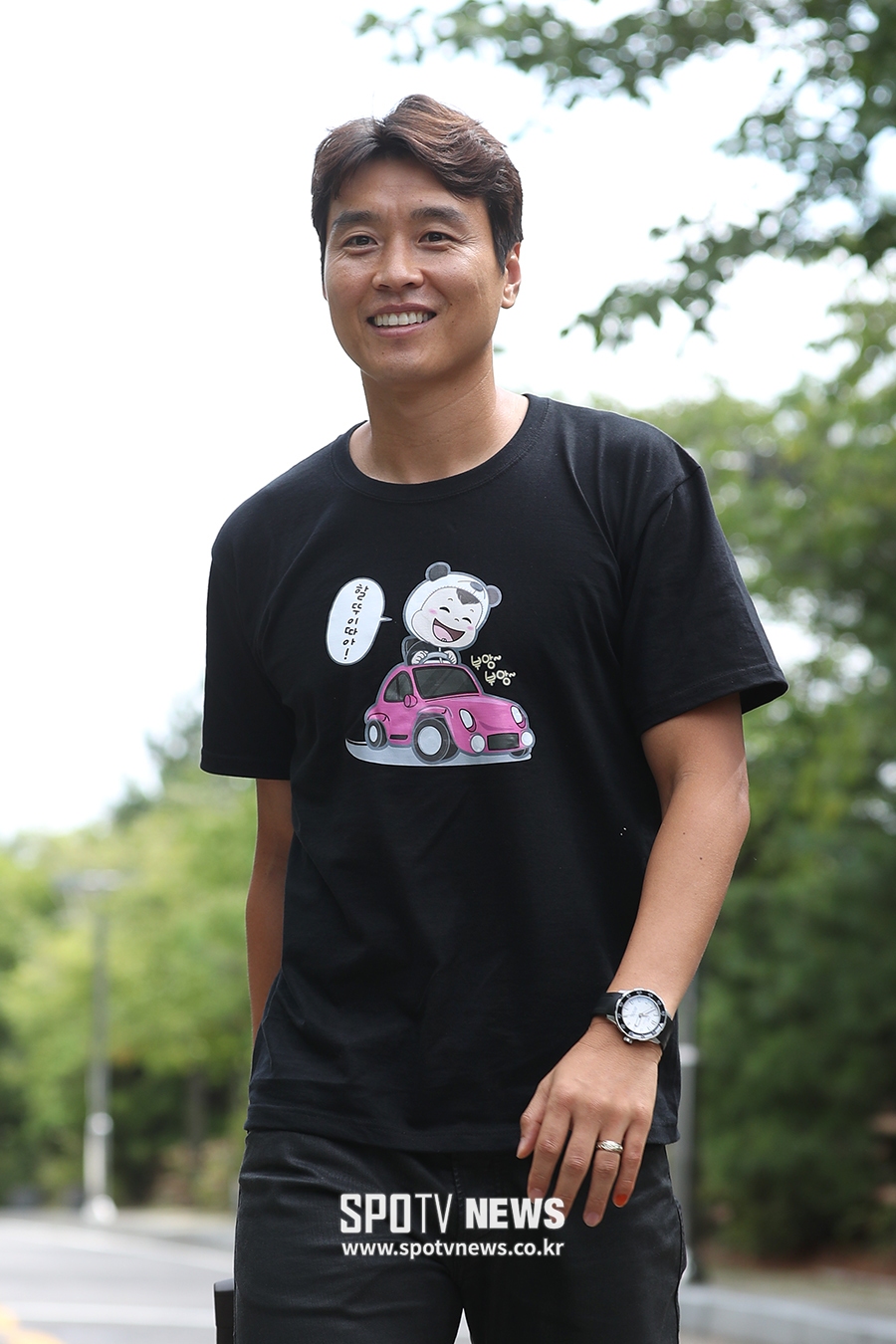 [포토S] 이동국, '할뚜이따아' 대박이 티 입고 대표팀 소집!