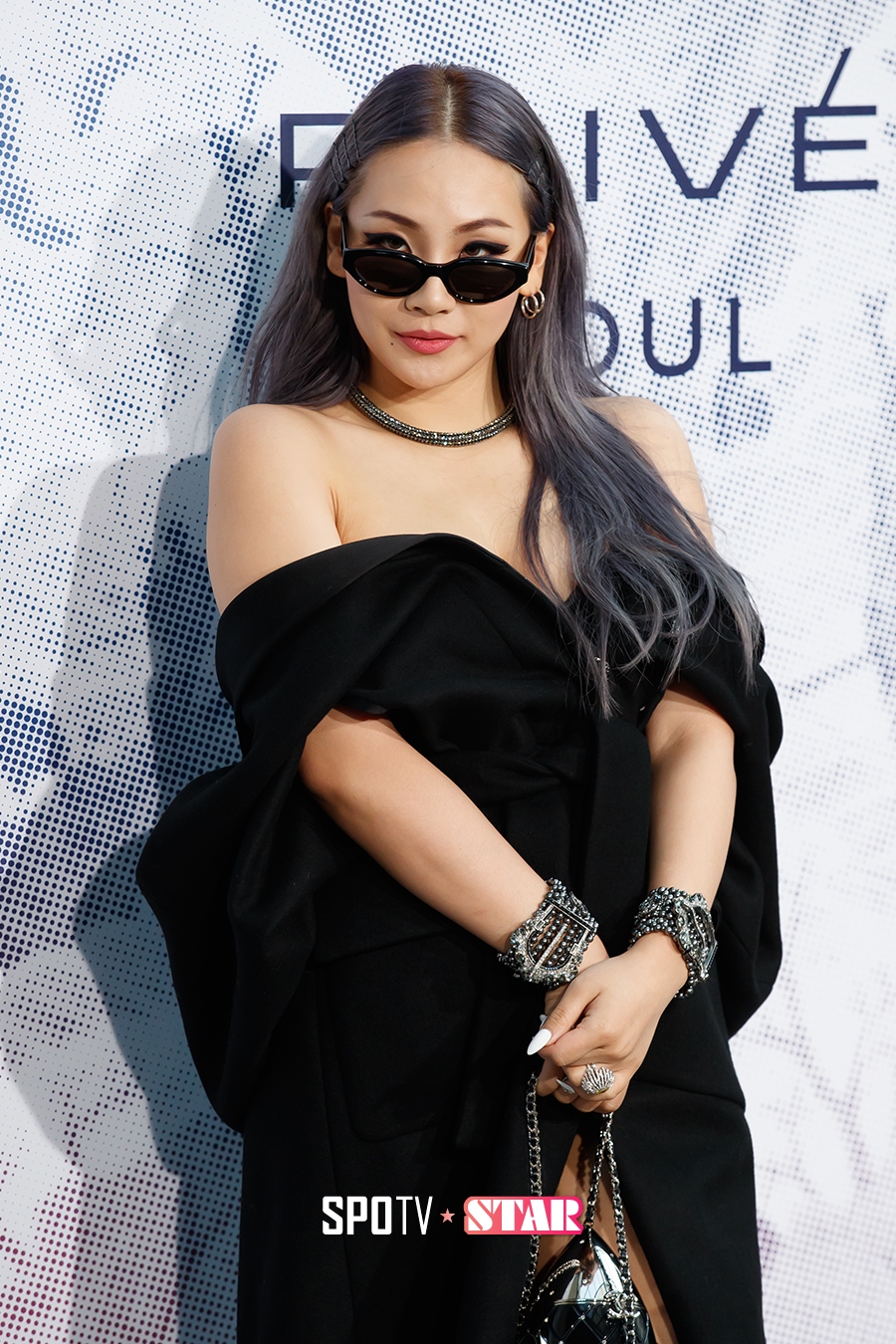씨엘 "2NE1 해체는 나를 무너뜨려…새 음반으로 찾아갈 것"