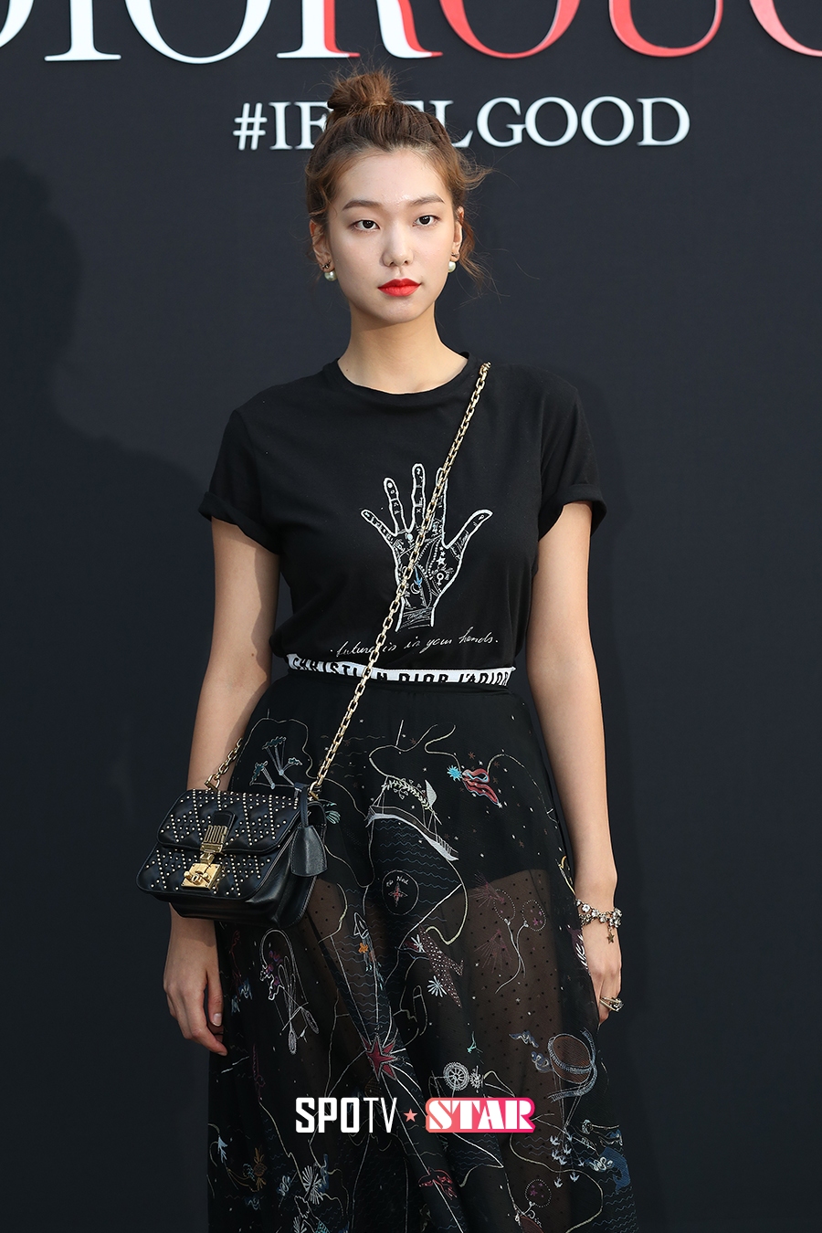 [포토S] 포즈 취하는 모델 이호정