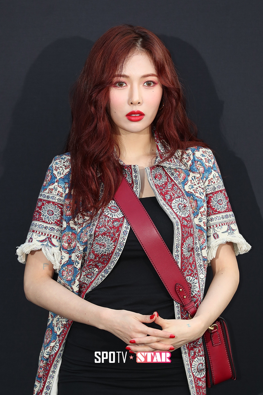 [포토S] '현아 입술이 빨개요'