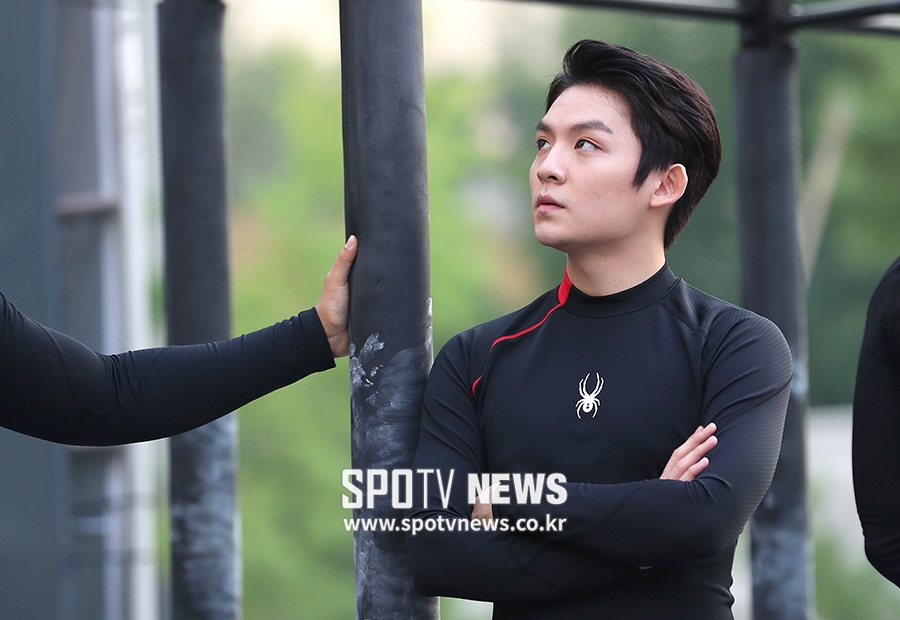 [포토S] 틴탑 리키, '긴장되네'