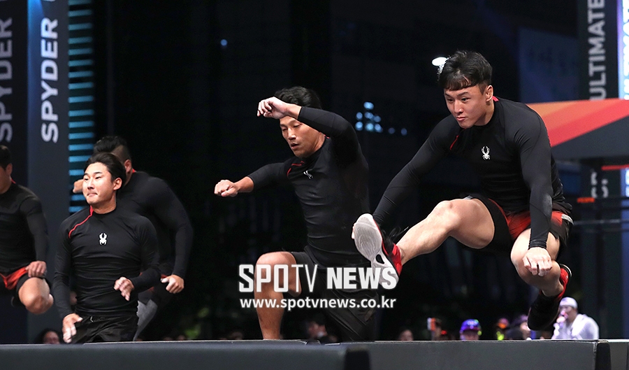 [포토S] 허들도 잘 넘는 최두호