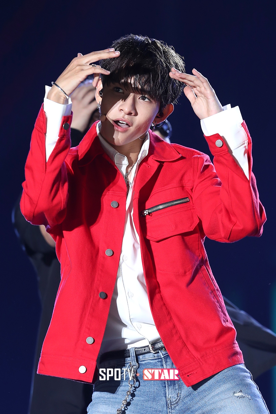 [포토S] 사무엘, 빠져드는 미소년