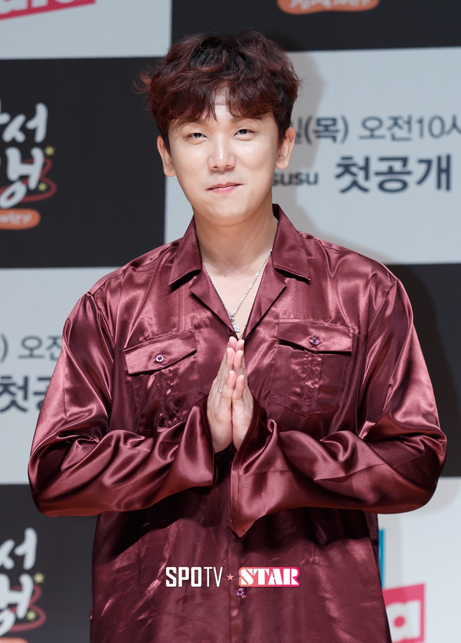[포토S] 정기고, '잘 부탁드립니다'