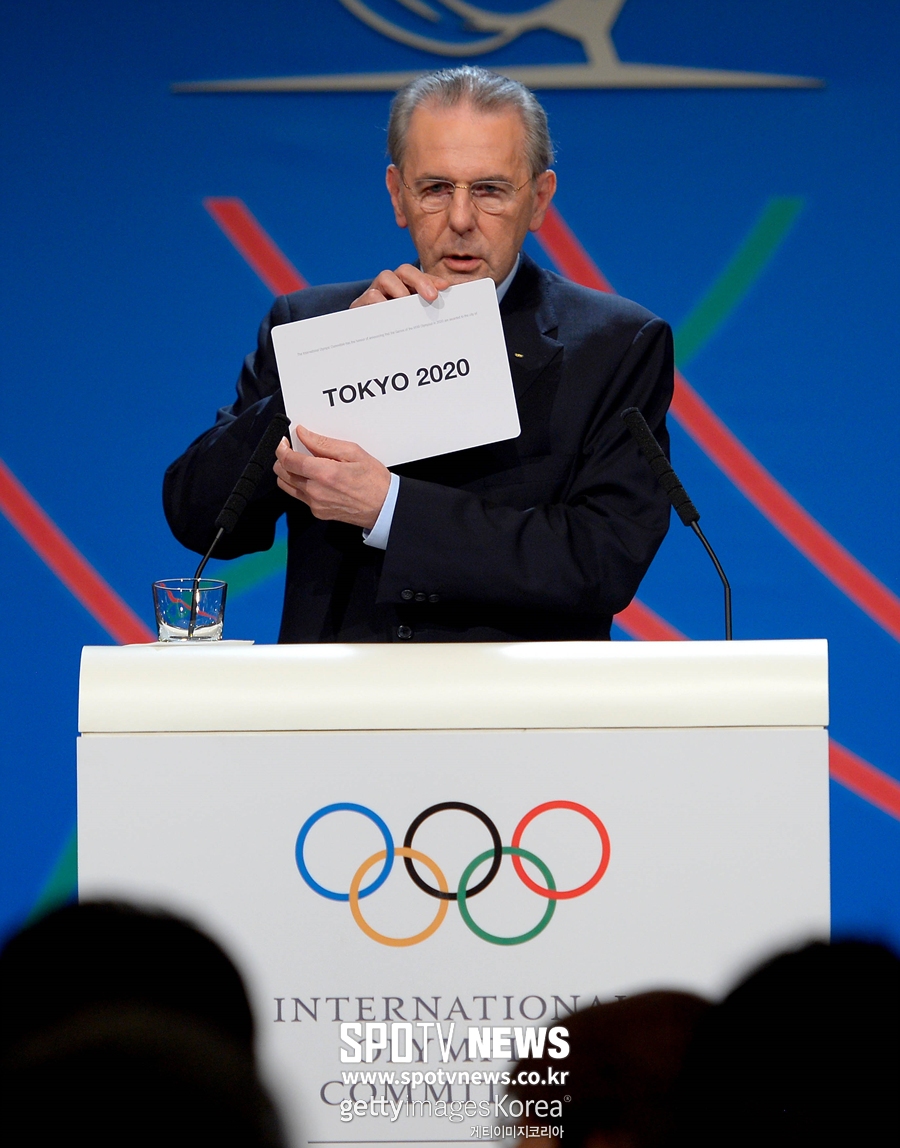 올림픽 개최지 발표 날 '대형 악재'…도쿄도 IOC 위원 매수했나