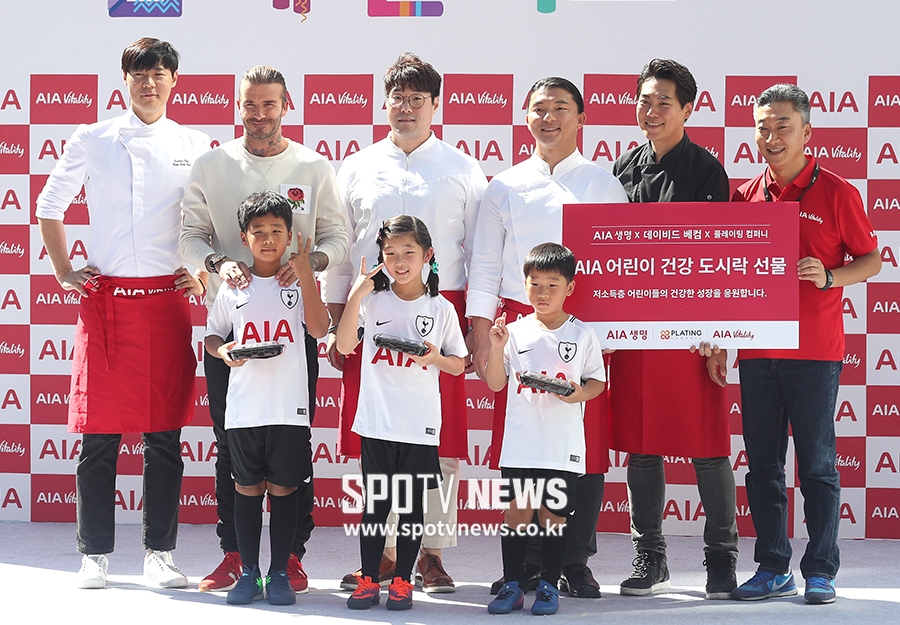 [포토S] 한국 스타 셰프들과 사회공헌활동 펼친 데이비드 베컴