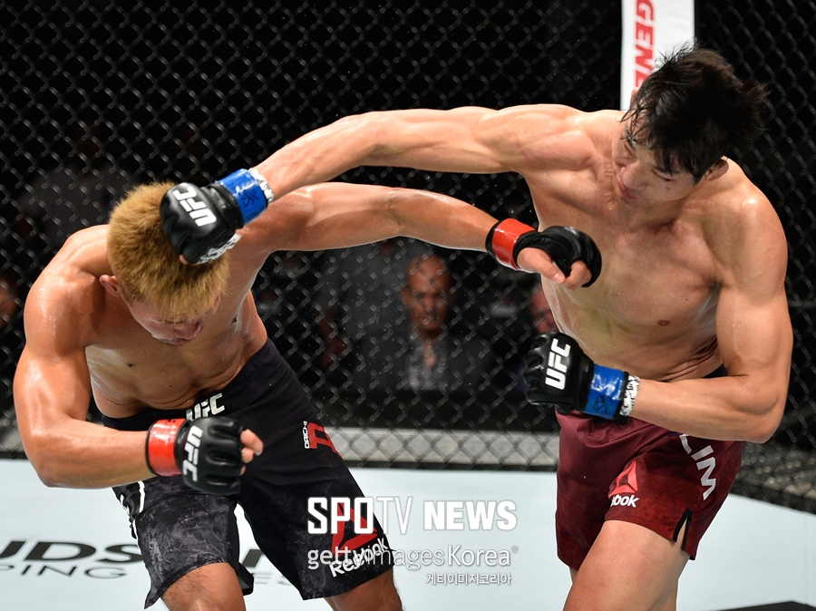 임현규의 주특기 '원투 스트레이트'