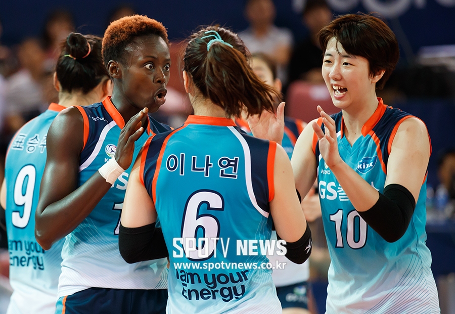 [포토S] 듀크, 두눈을 동그랗게