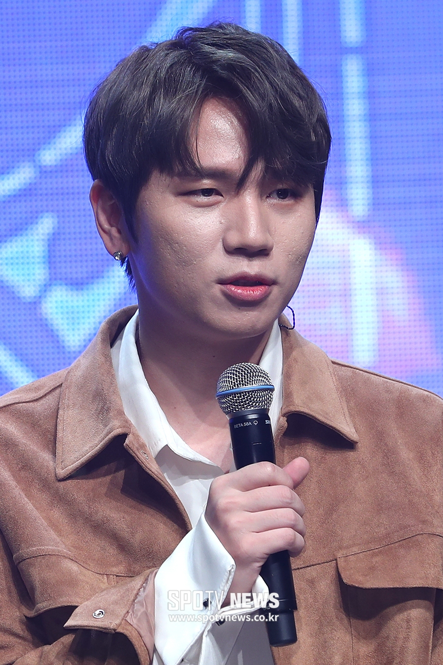 [포토S] 케이윌, 2년 6개월 만에 컴백