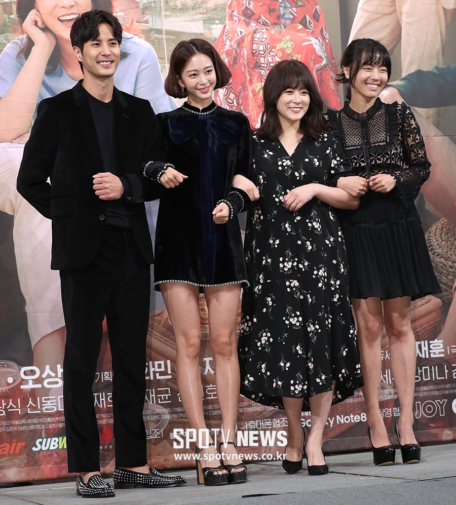 [포토S] 김지석-한예슬-류현경-이상희, '우린 봉고파!'