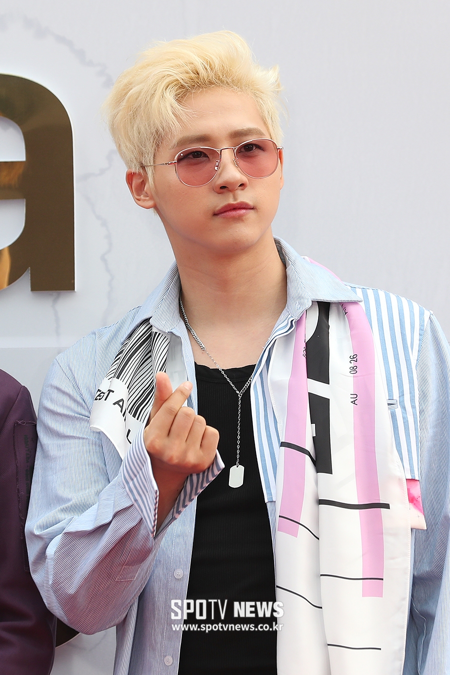 [포토S] B1A4 신우, '한껏 꾸몄어요'